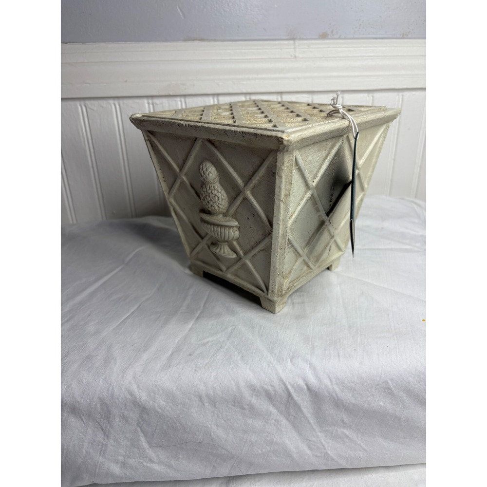 Hen Feathers Textured Square Planter Pot Decorative Lattice Accent